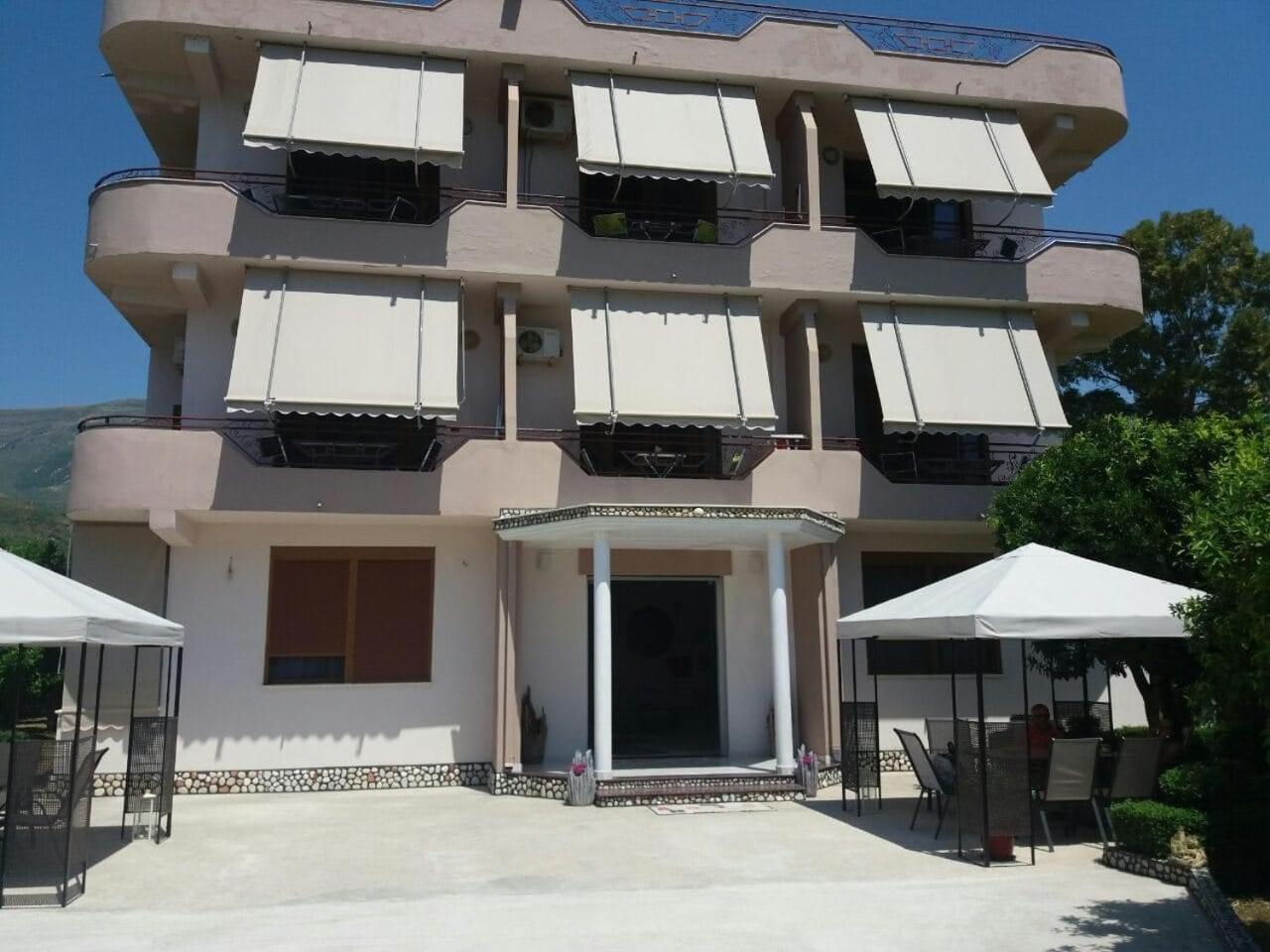 Edgar Hotel Radhima Kültér fotó